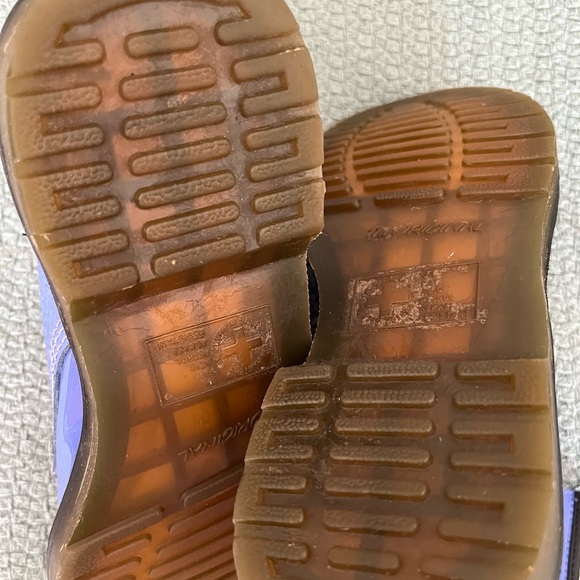 Doc Martens Patent Leather 7 - Picture 2 of 6